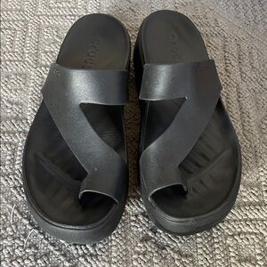 CROCS Black Cross-Strap Slides